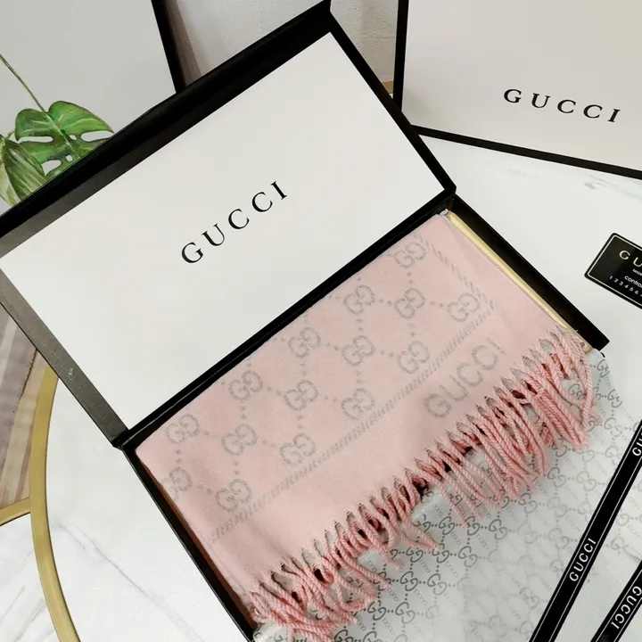 スーパーコピー グッチ マフラー