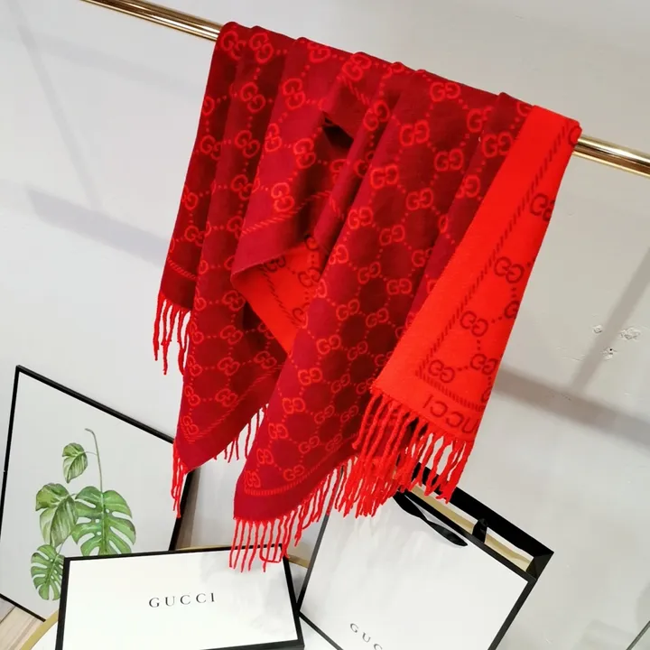 スーパーコピー グッチ マフラー