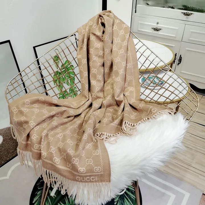 スーパーコピー グッチ マフラー