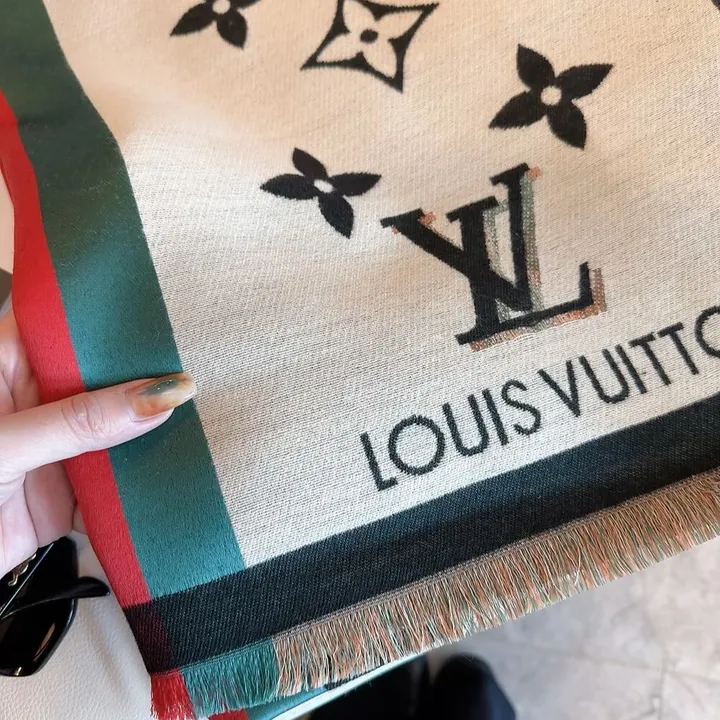 スーパーコピー ルイヴィトン マフラー