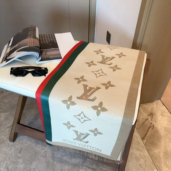 スーパーコピー ルイヴィトン マフラー