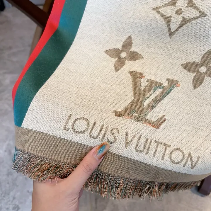 スーパーコピー ルイヴィトン マフラー