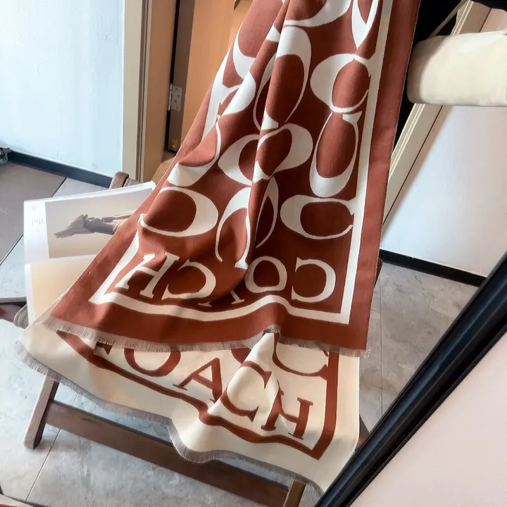 スーパーコピー コーチ マフラー