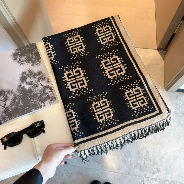 スーパーコピー ジバンシィ マフラー