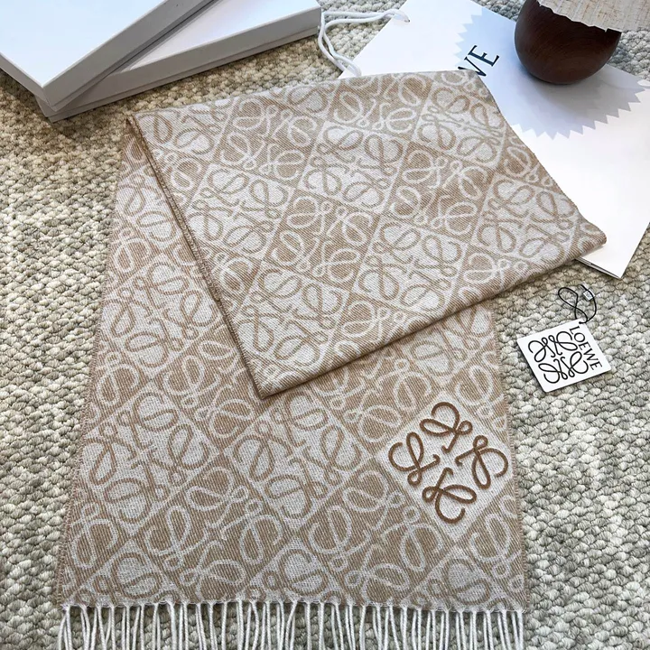 スーパーコピー ロエベ マフラー