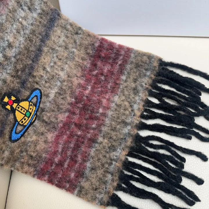 スーパーコピー ヴィヴィアン・ウエストウッド マフラー