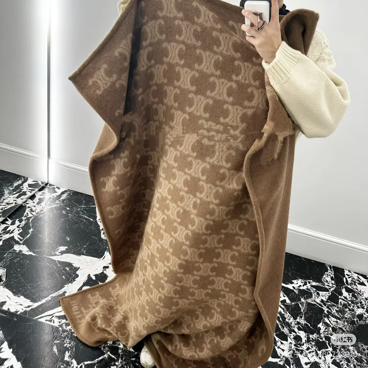 スーパーコピー セリーヌ マフラー