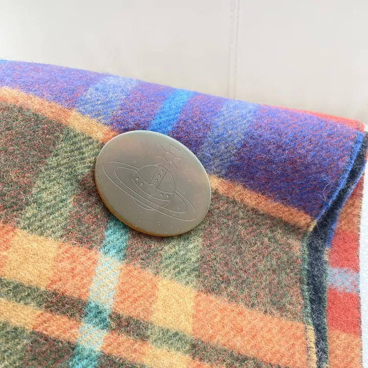 スーパーコピー ヴィヴィアン・ウエストウッド マフラー