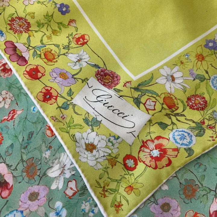 スーパーコピー グッチ マフラー