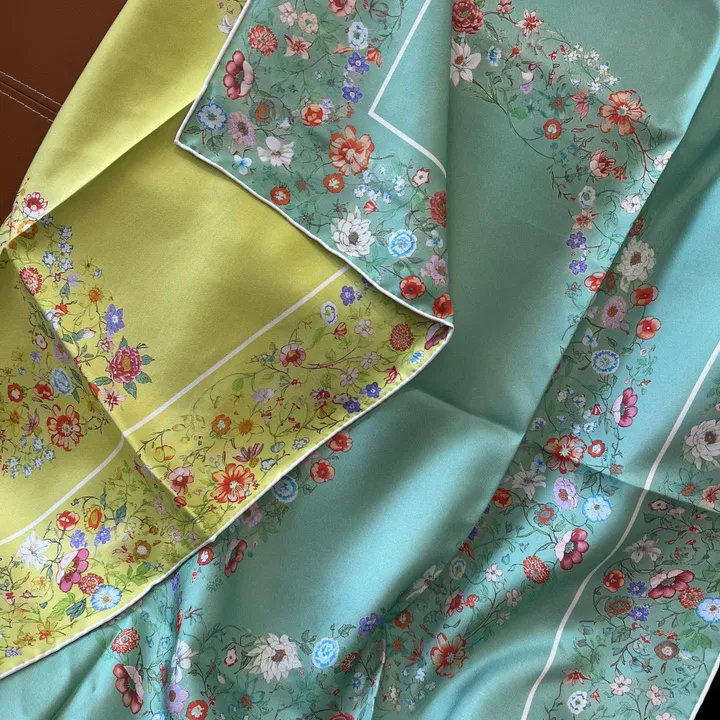 スーパーコピー グッチ マフラー