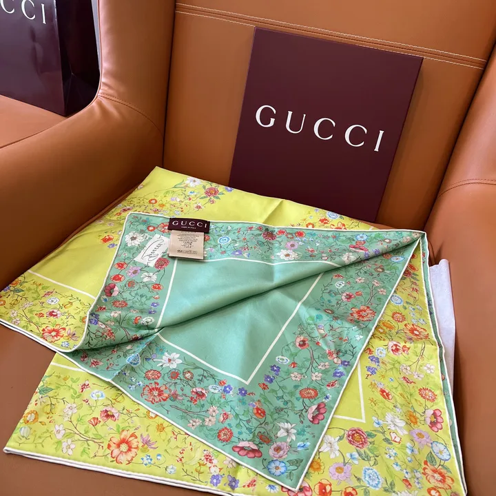 スーパーコピー グッチ マフラー