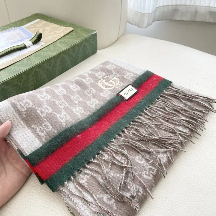 スーパーコピー グッチ マフラー