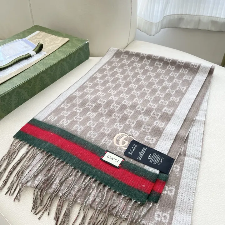 スーパーコピー グッチ マフラー