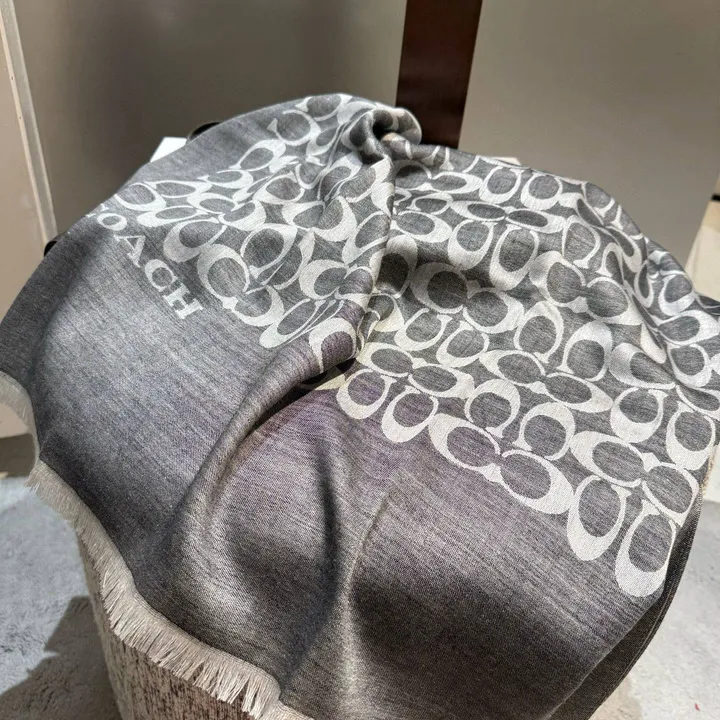 スーパーコピー コーチ マフラー