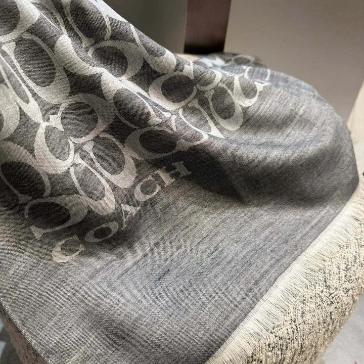 スーパーコピー コーチ マフラー