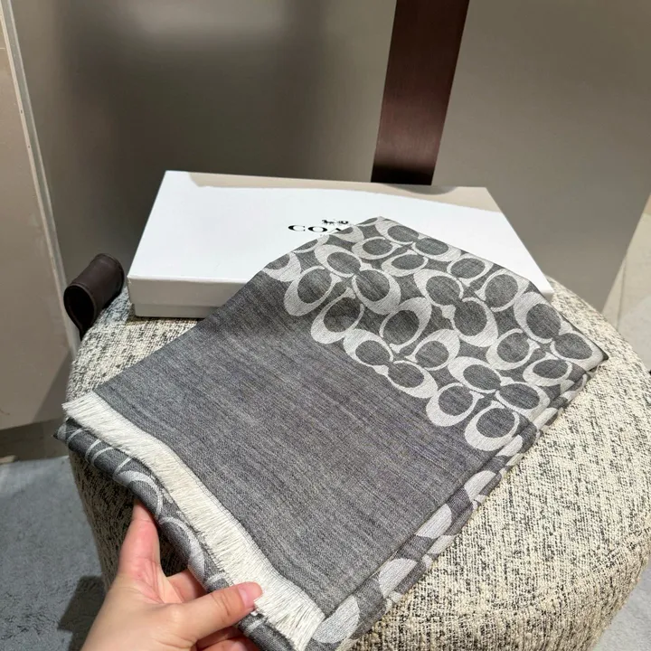 スーパーコピー コーチ マフラー