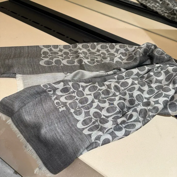 スーパーコピー コーチ マフラー