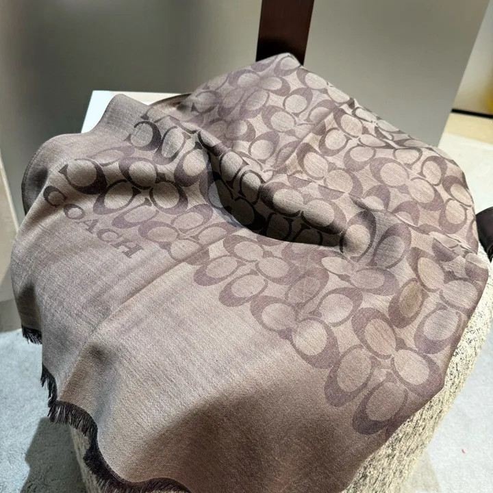 スーパーコピー コーチ マフラー