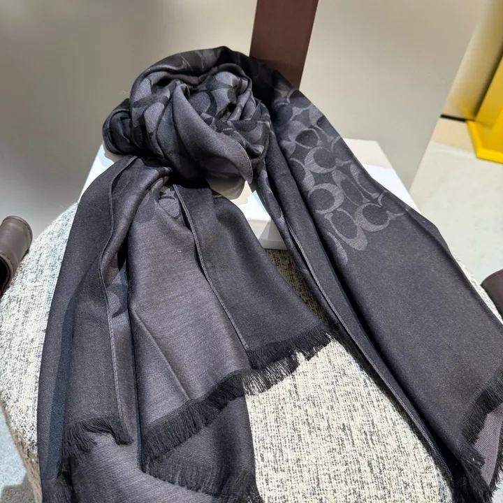 スーパーコピー コーチ マフラー