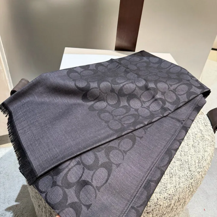 スーパーコピー コーチ マフラー