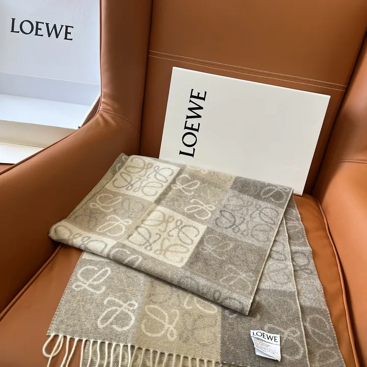 スーパーコピー ロエベ マフラー