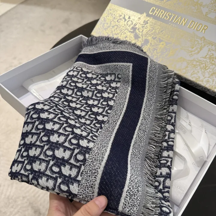 スーパーコピー ディオール マフラー