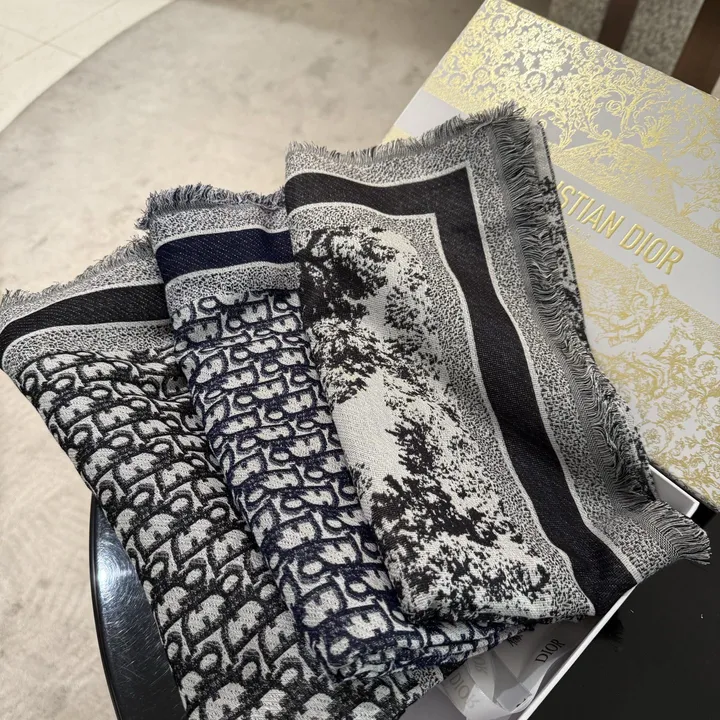 スーパーコピー ディオール マフラー