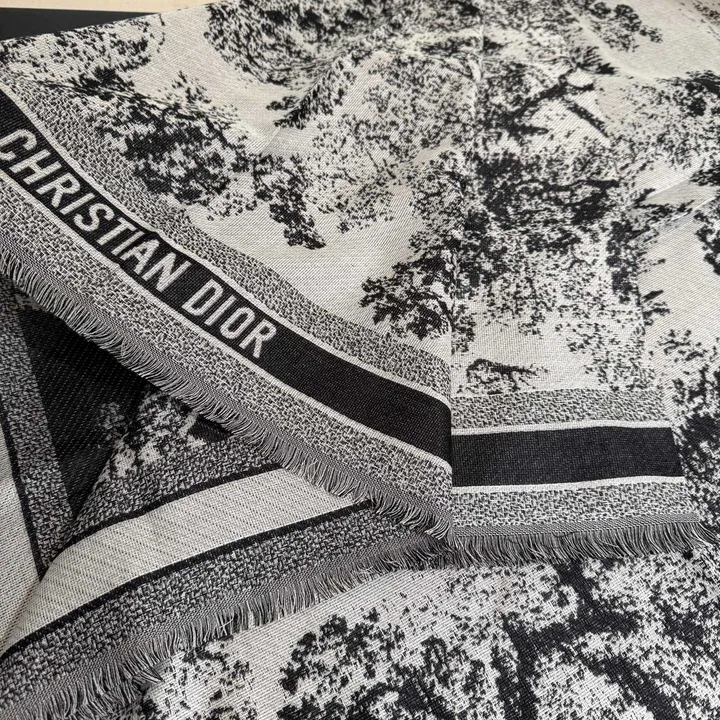 スーパーコピー ディオール マフラー