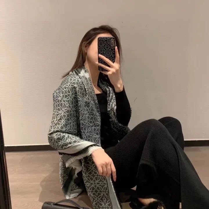 スーパーコピー ロエベ マフラー