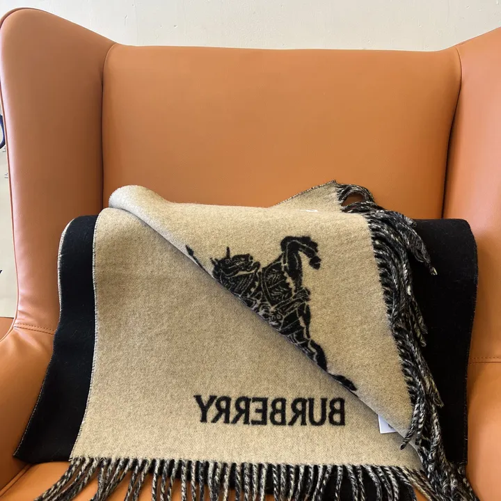 スーパーコピー バーバリー ス マフラー