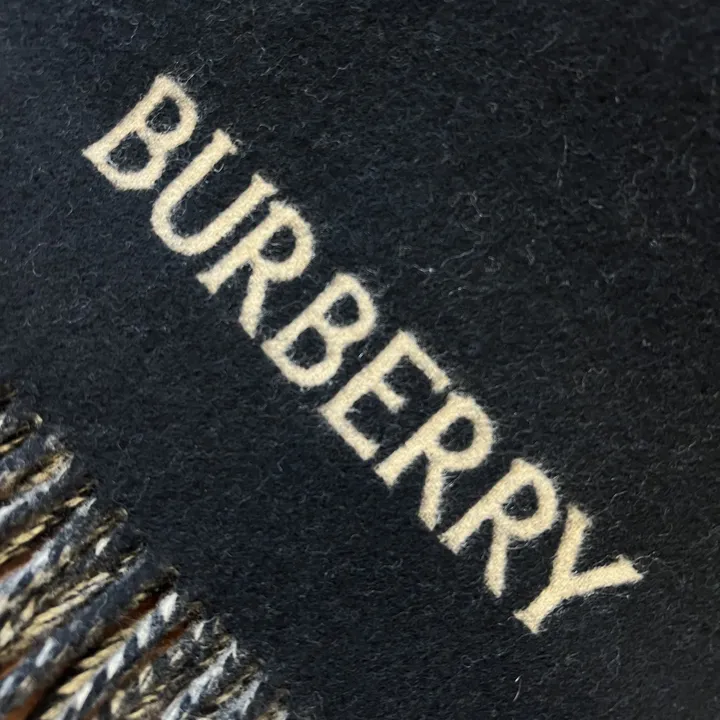 スーパーコピー バーバリー ス マフラー