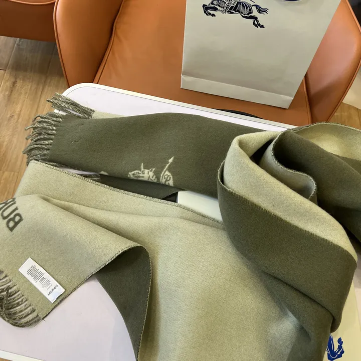 スーパーコピー バーバリー ス マフラー