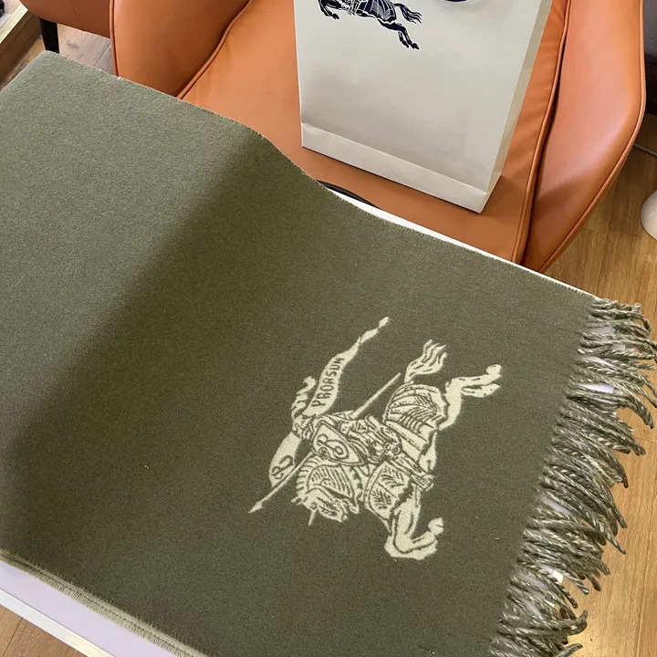 スーパーコピー バーバリー ス マフラー