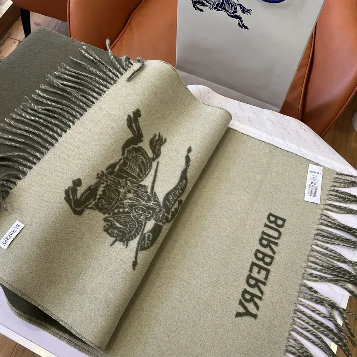 スーパーコピー バーバリー ス マフラー