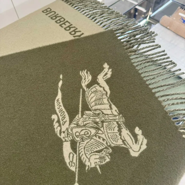 スーパーコピー バーバリー ス マフラー