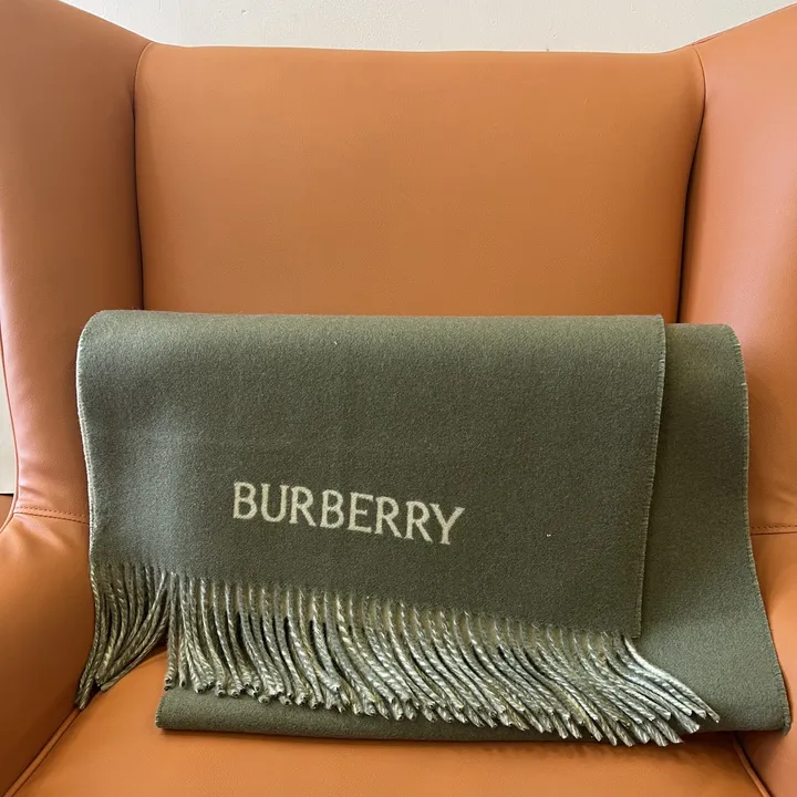 スーパーコピー バーバリー ス マフラー