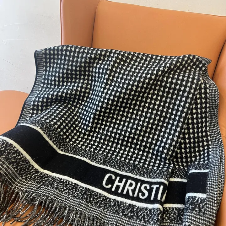 スーパーコピー ディオール マフラー