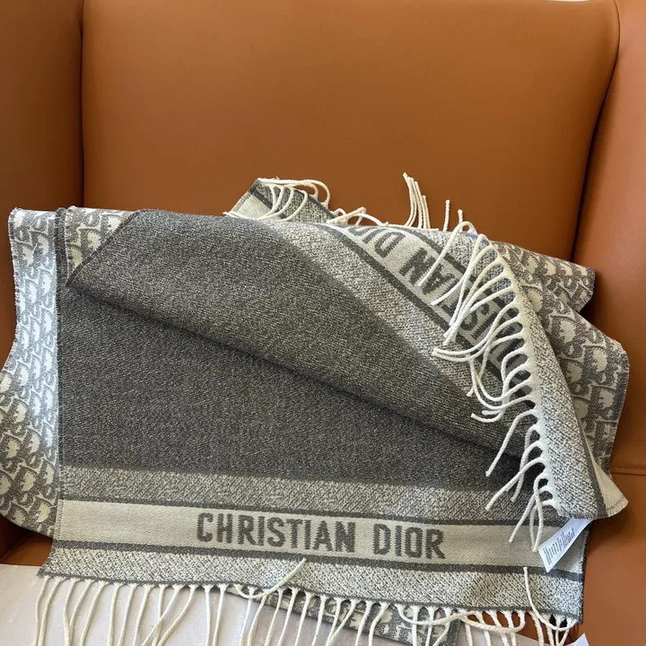 スーパーコピー グッチ マフラー