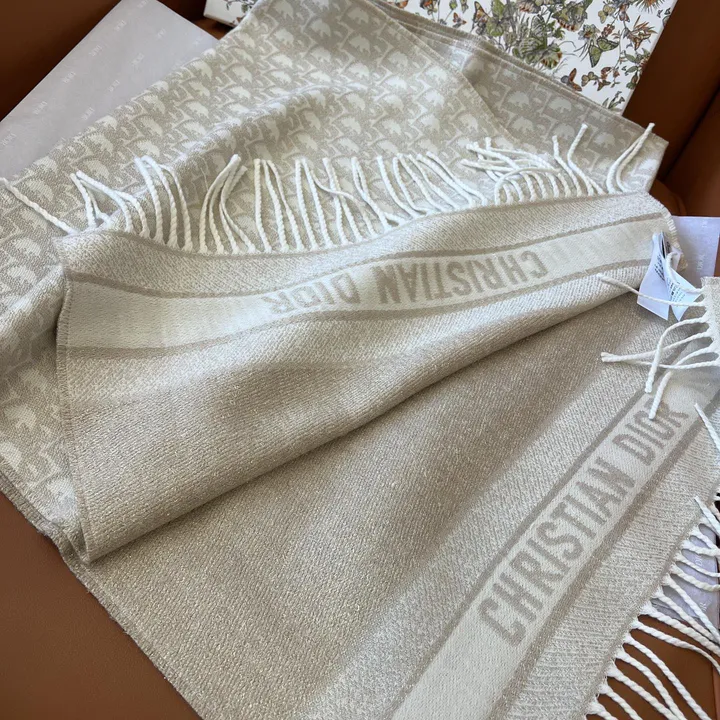 スーパーコピー グッチ マフラー