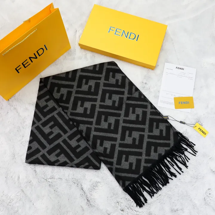 スーパーコピー フェンディ マフラー