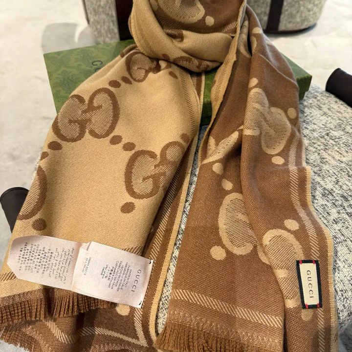 スーパーコピー グッチ マフラー