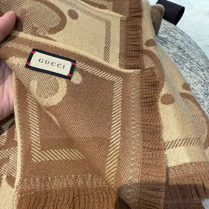 スーパーコピー グッチ マフラー