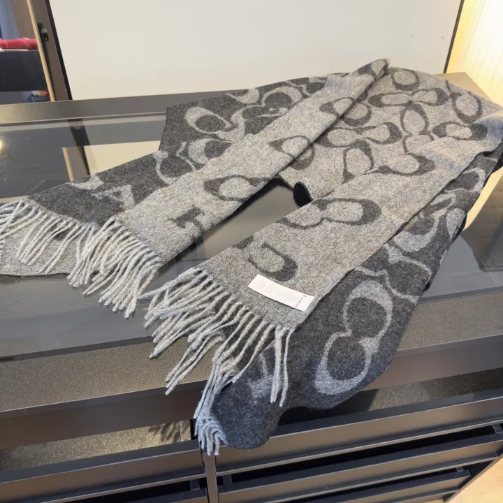 スーパーコピー コーチ マフラー