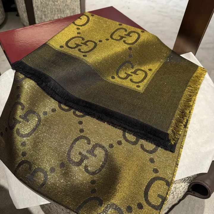 スーパーコピー グッチ マフラー