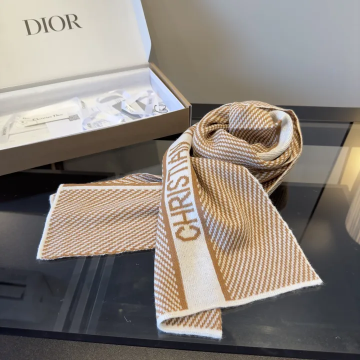 スーパーコピー ディオール マフラー