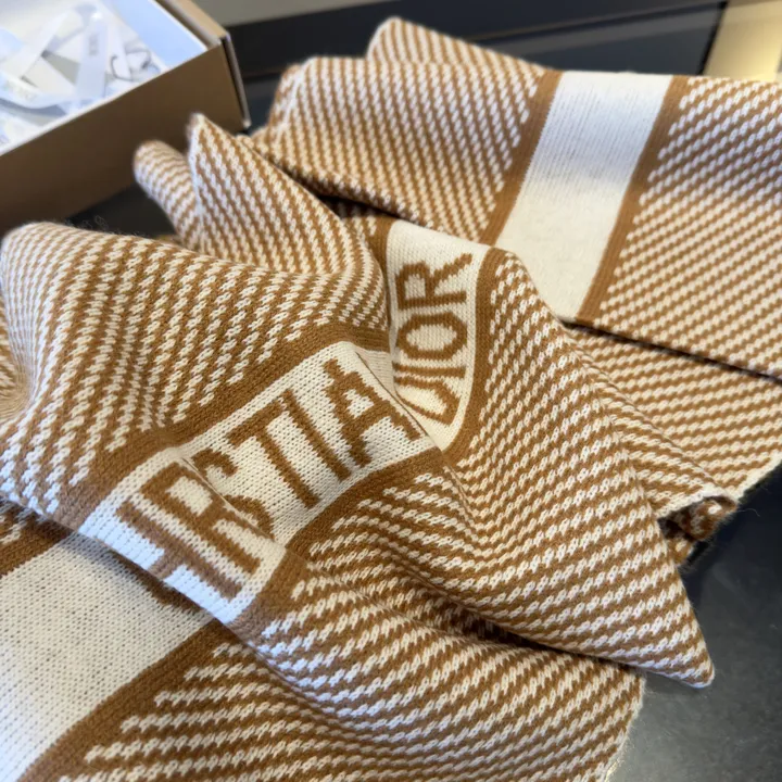 スーパーコピー ディオール マフラー