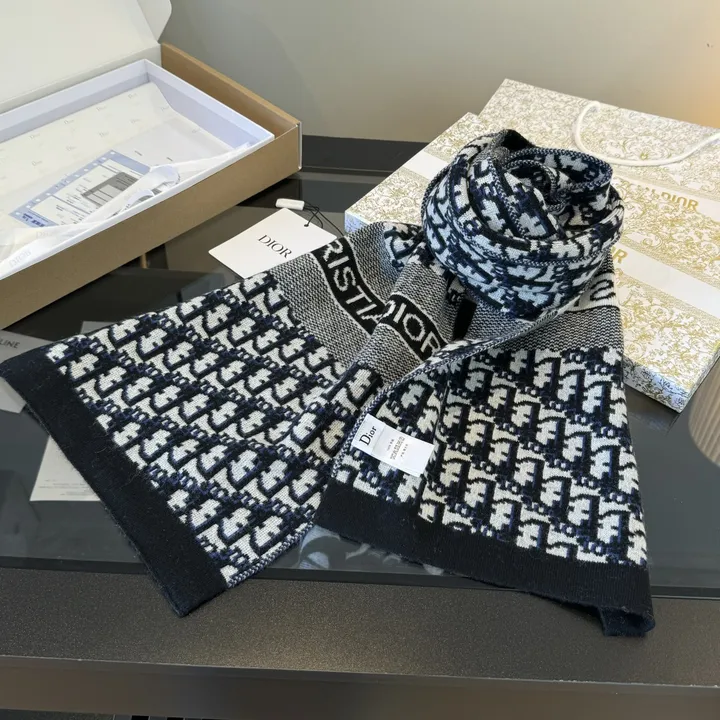 スーパーコピー ディオール マフラー