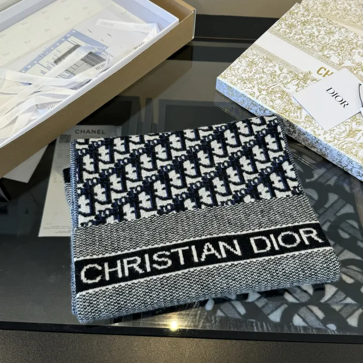 スーパーコピー ディオール マフラー