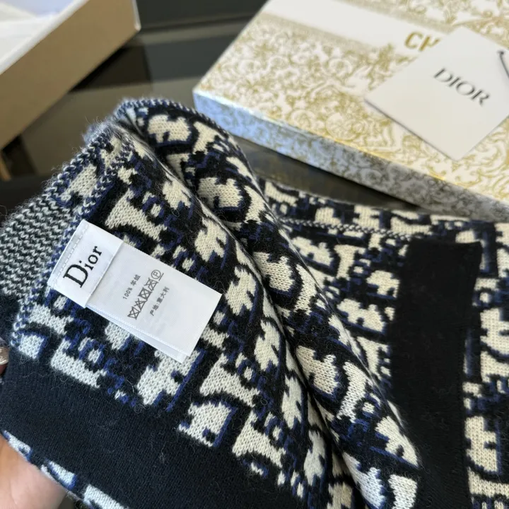 スーパーコピー ディオール マフラー