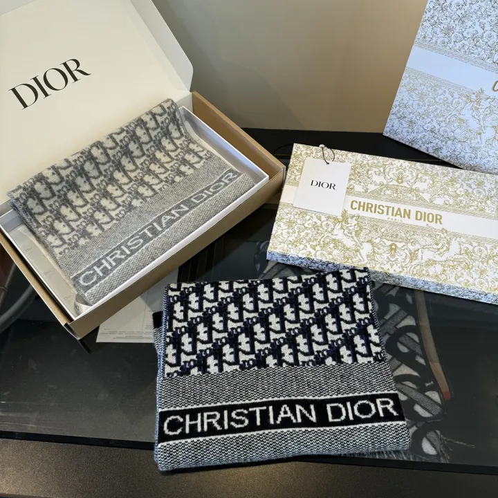 スーパーコピー ディオール マフラー